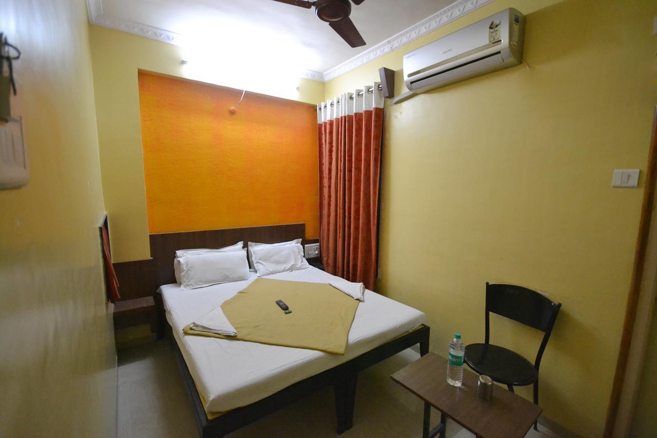 Hotel Madhava Shirdi Dış mekan fotoğraf